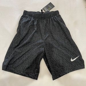 NWT Nike boys shorts